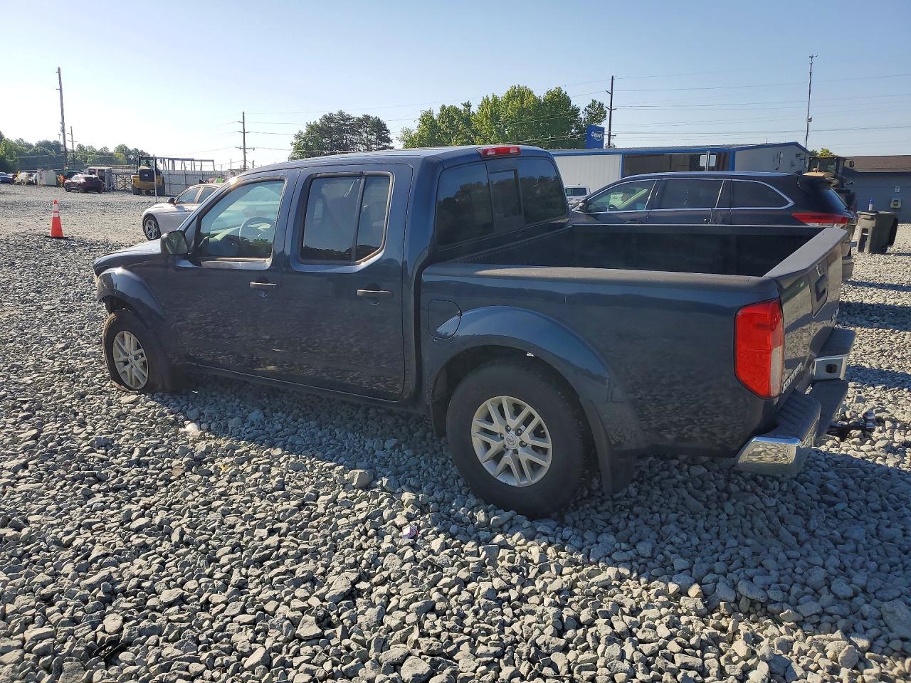 Nissan Frontier Sv