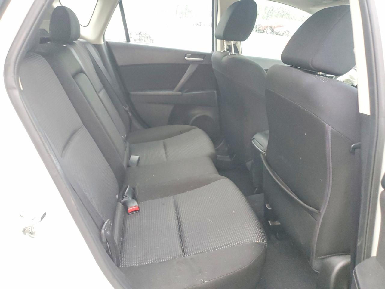 Mazda 3 I