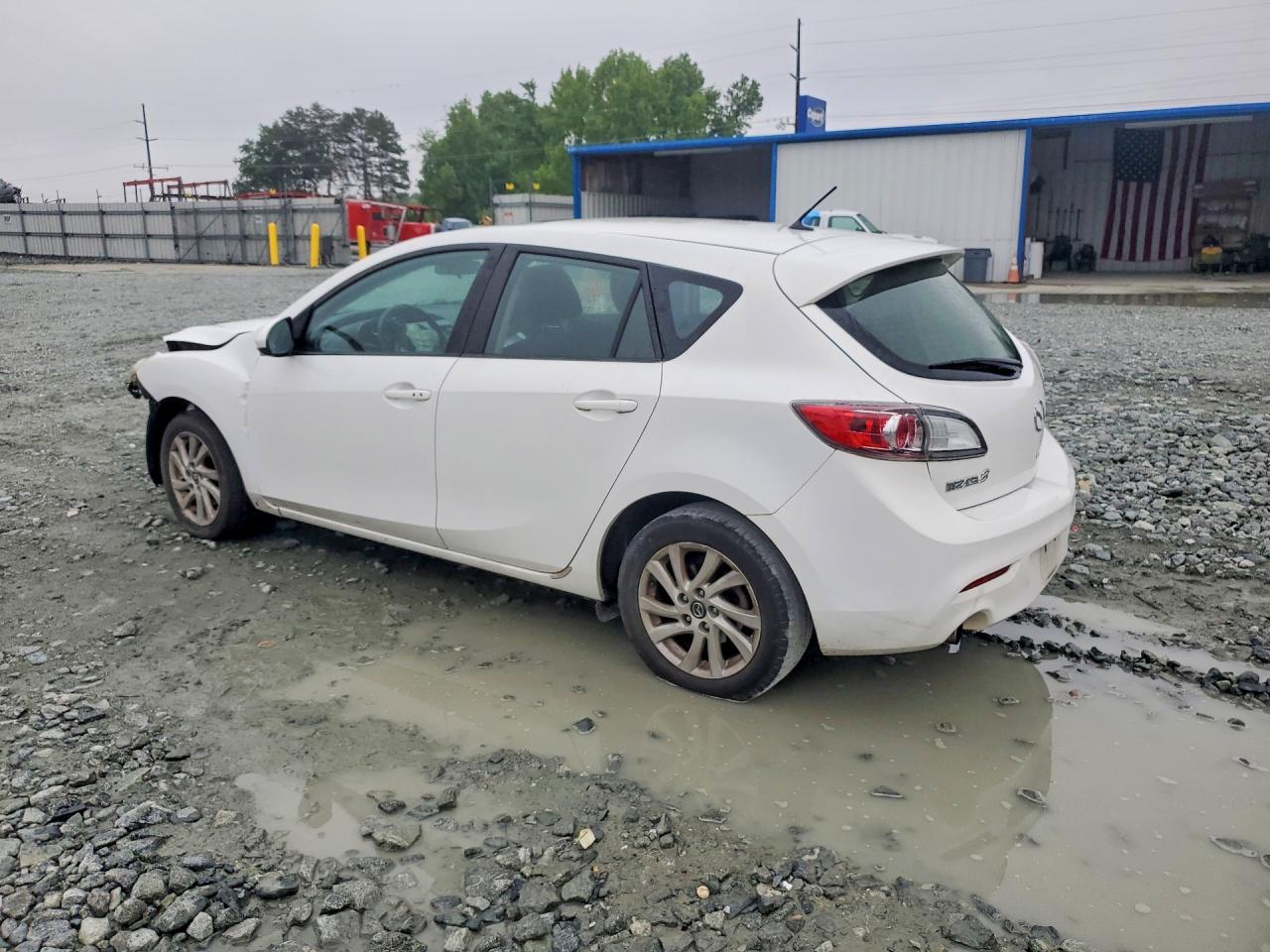 Mazda 3 I