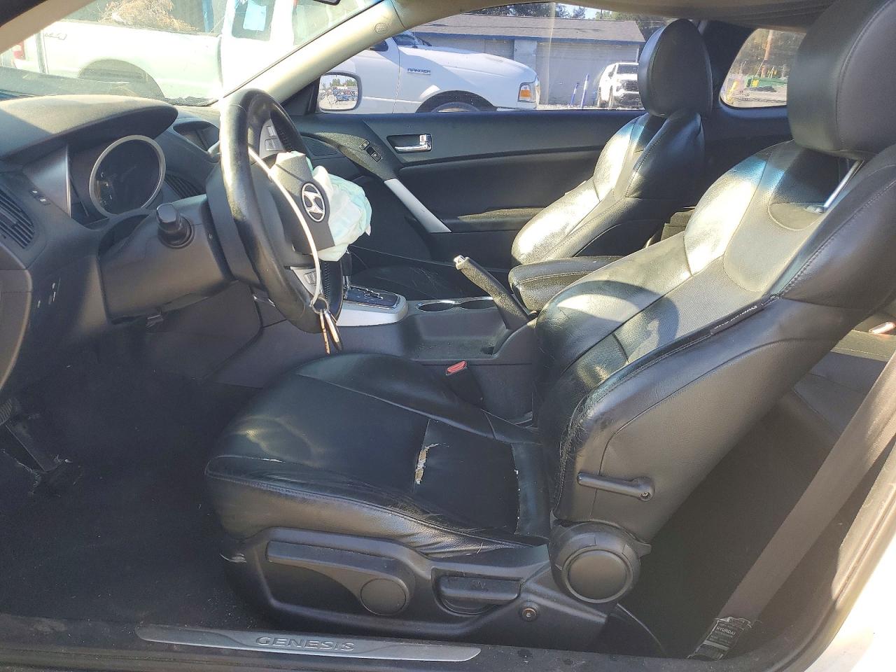 Hyundai Genesis 3.8l