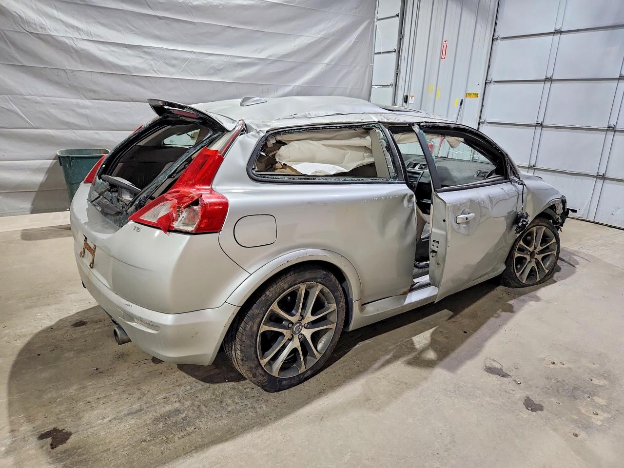 Volvo C30 T5