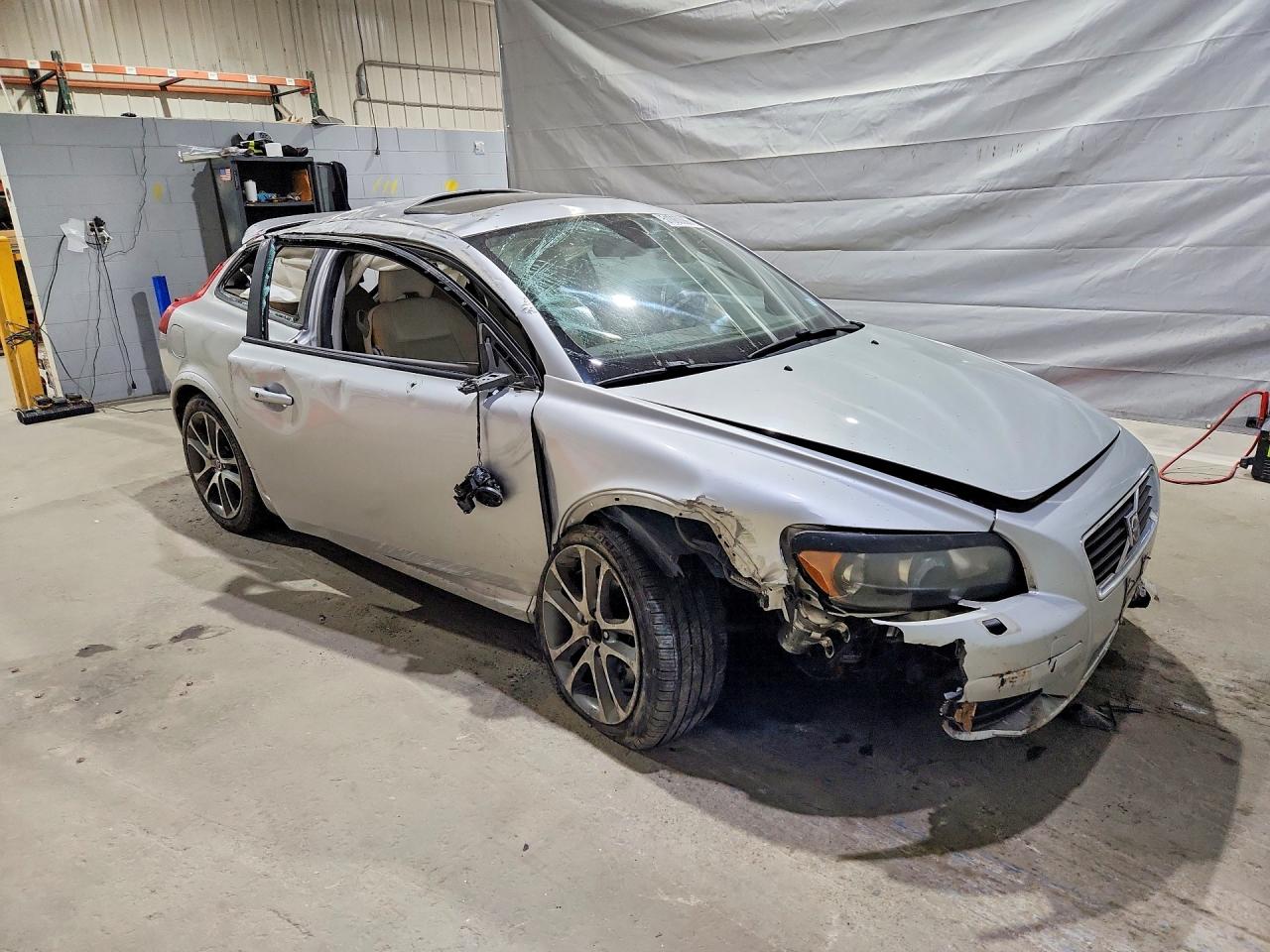 Volvo C30 T5
