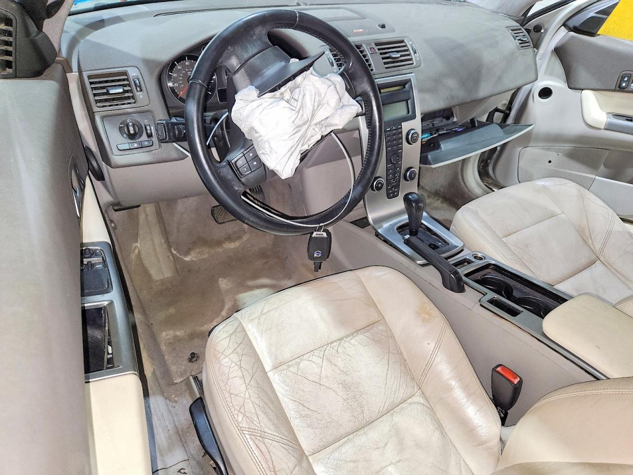 Volvo C30 T5