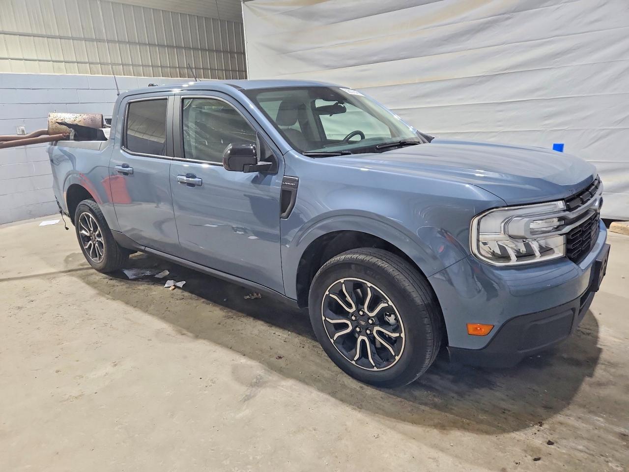 Ford Maverick Lariat