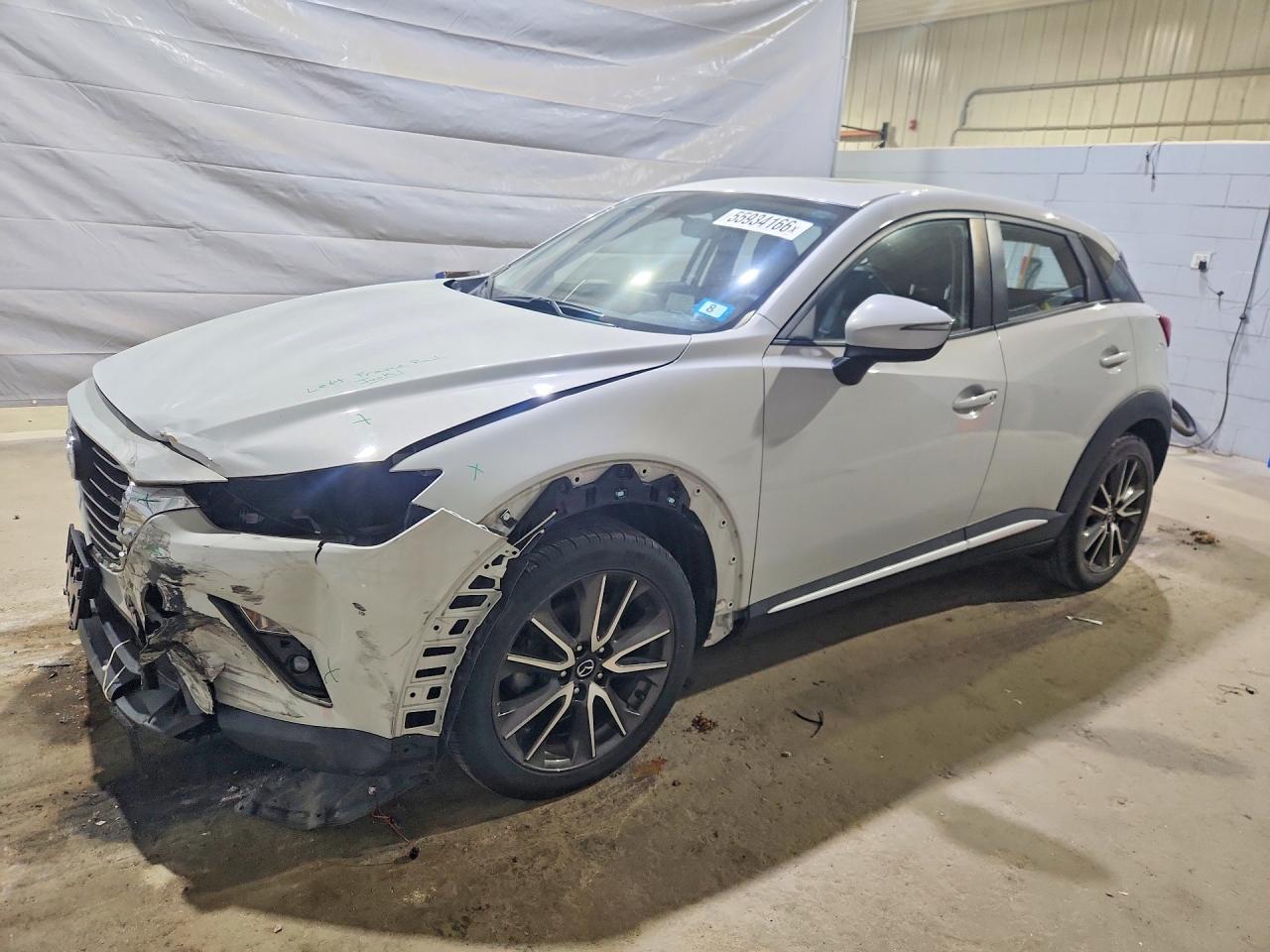 Salvage Mazda Cx Image