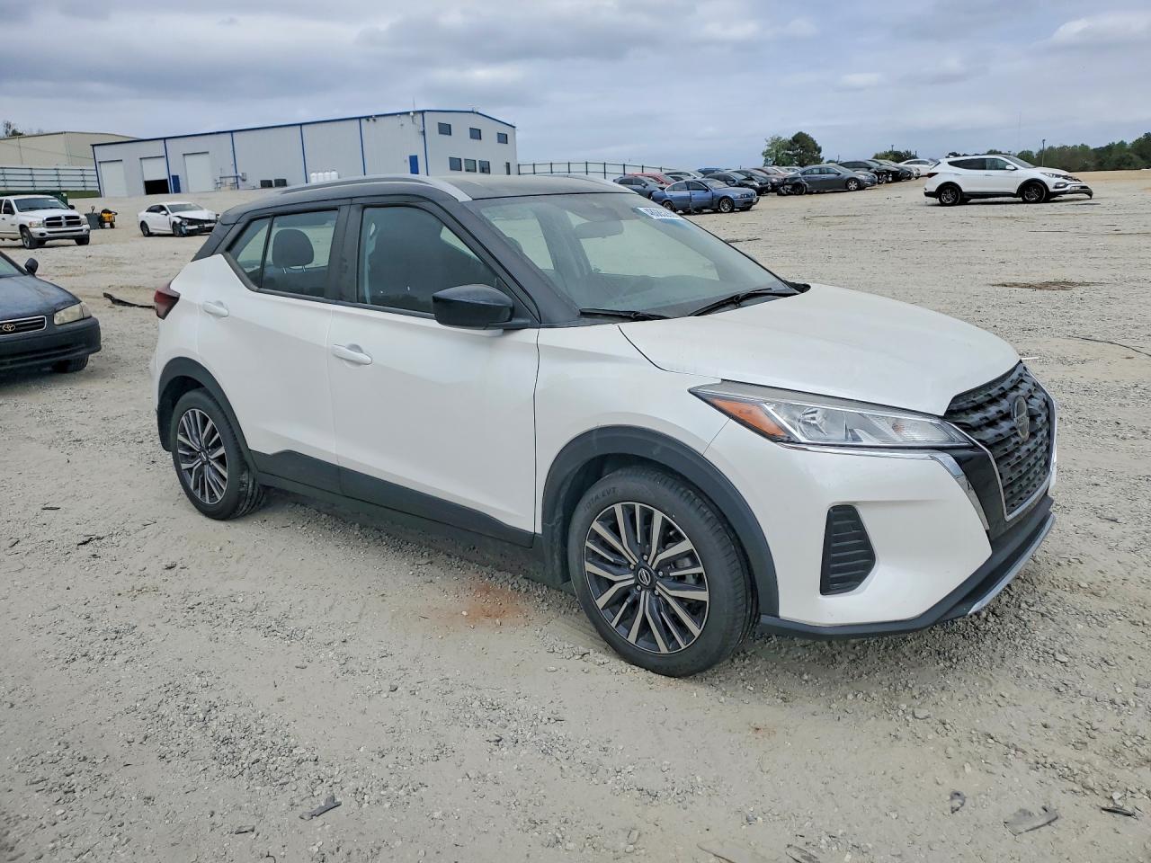 Nissan Kicks Sv