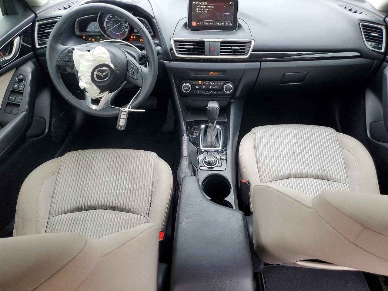 Mazda 3 Touring