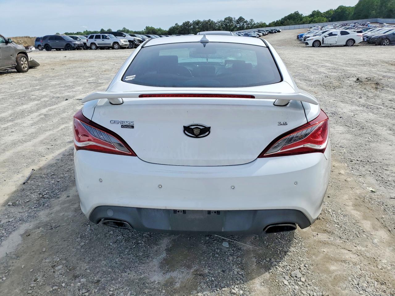 Hyundai Genesis 3.8 Ultimate