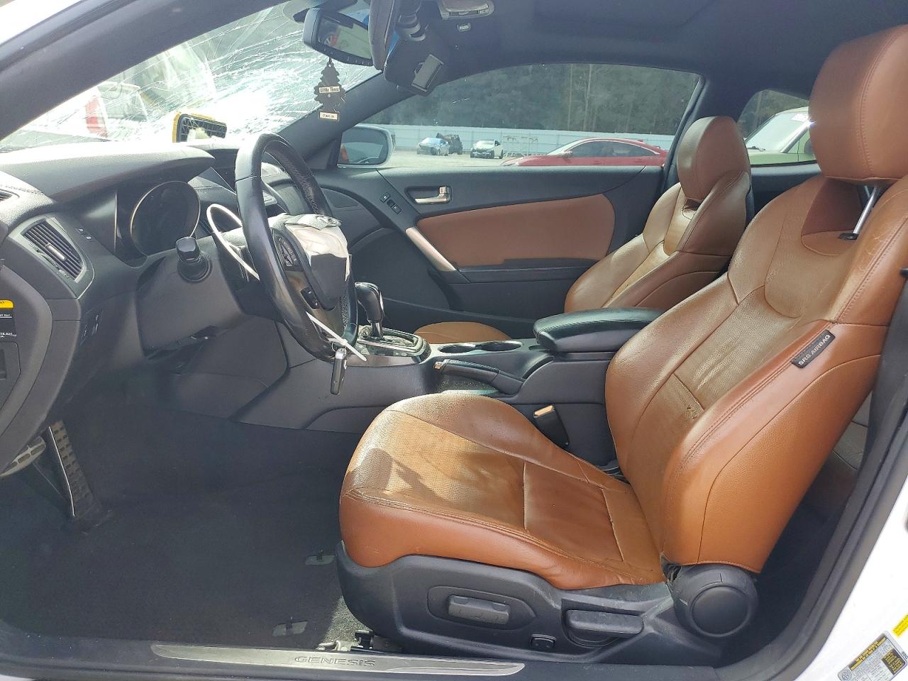 Hyundai Genesis 3.8 Ultimate