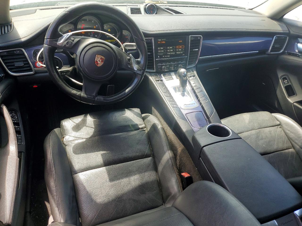Porsche Panamera 2