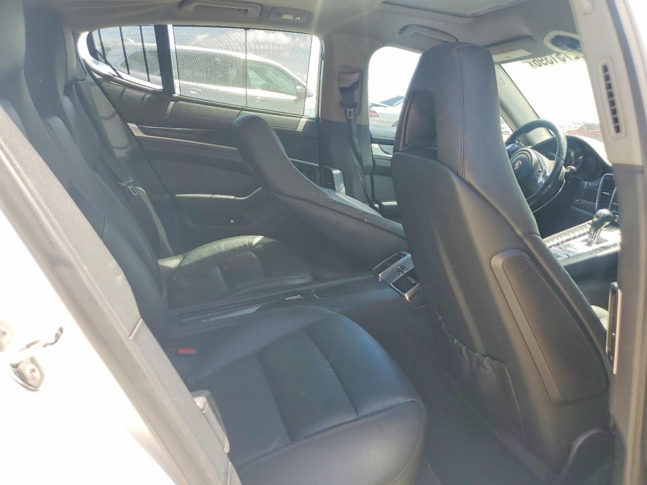Porsche Panamera 2
