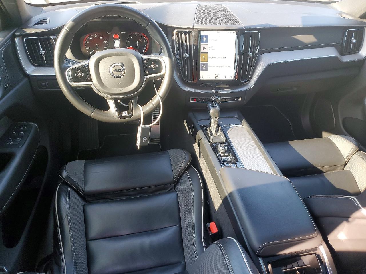 Volvo XC60 T5 R-design