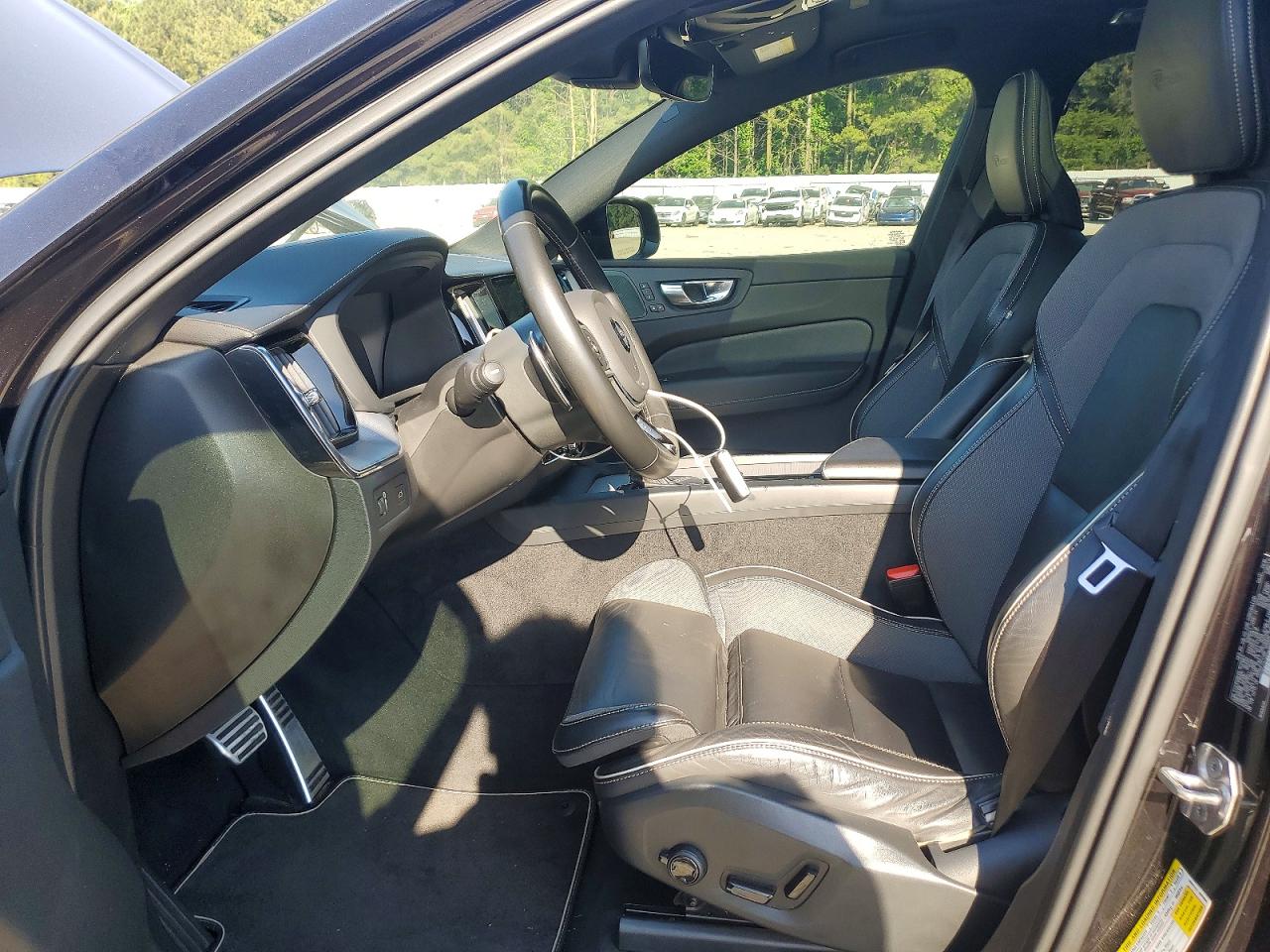 Volvo XC60 T5 R-design