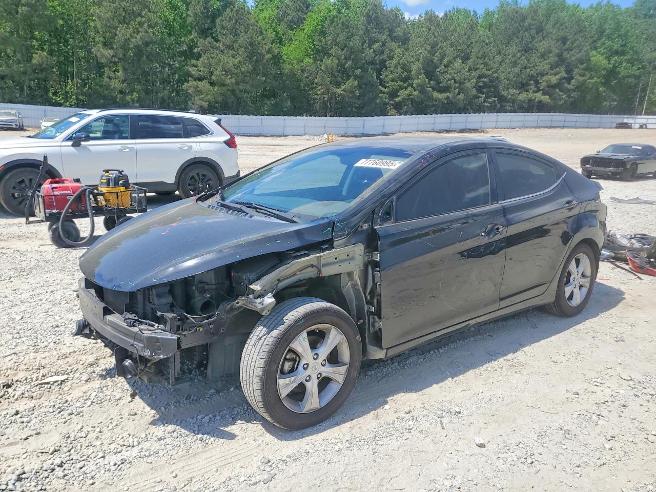 Salvage Hyundai ELANTRA Image