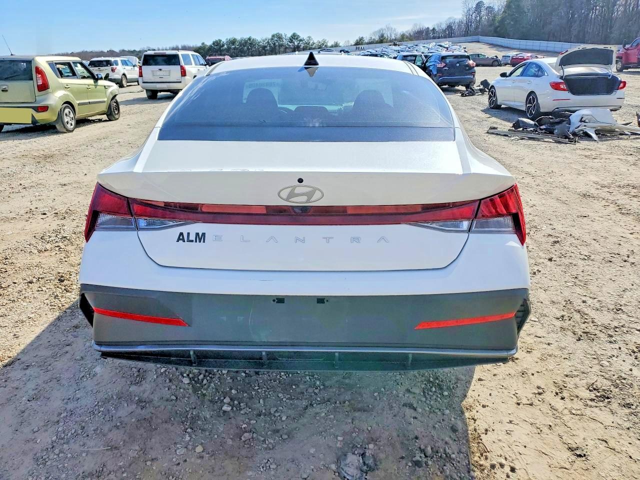 Hyundai ELANTRA Se