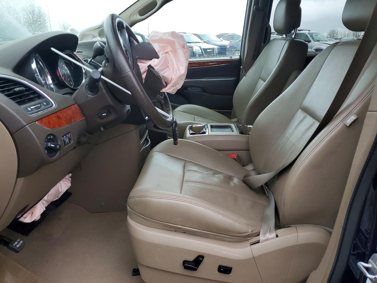 Chrysler Minivan Touring L