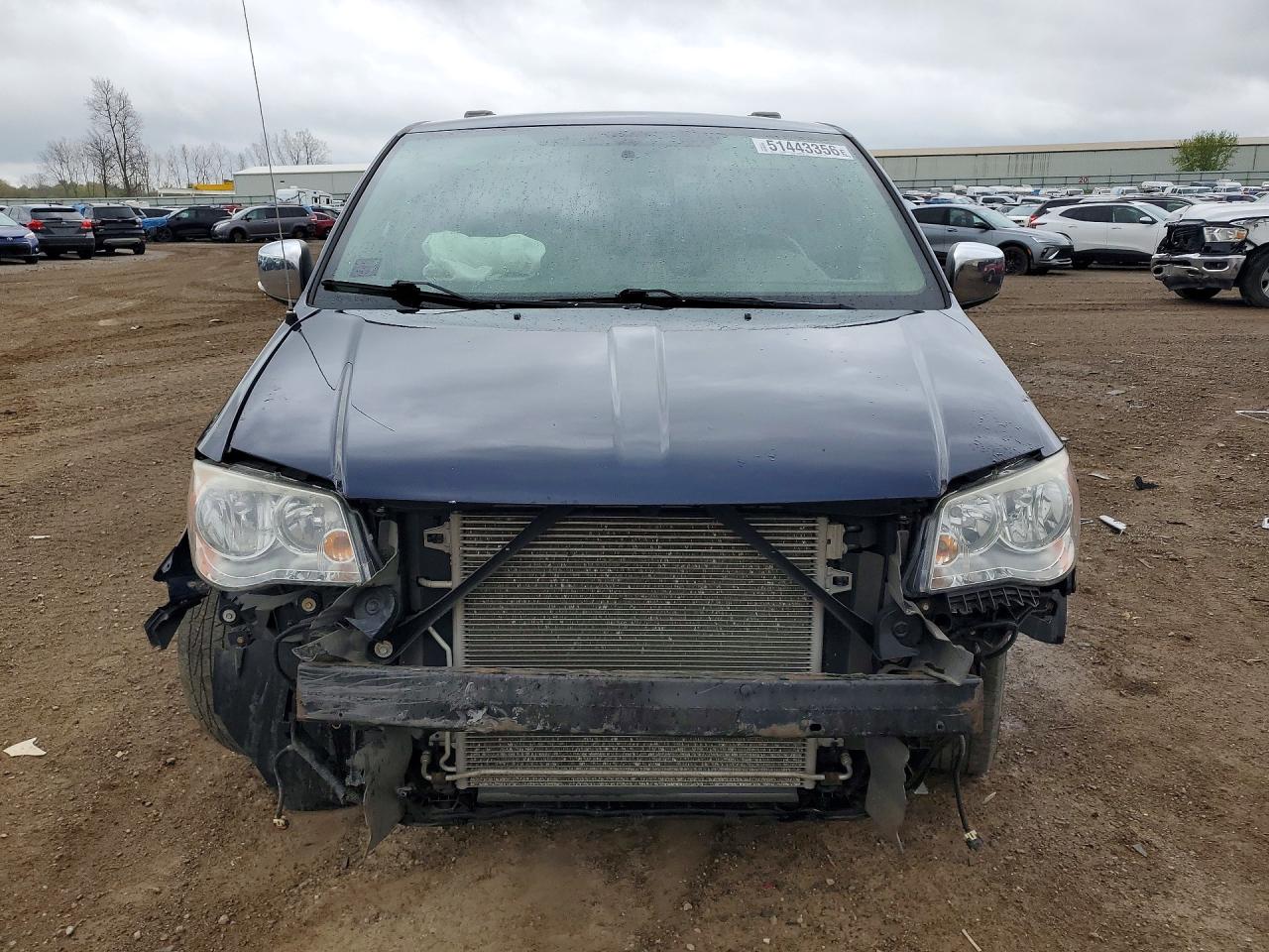 Chrysler Minivan Touring L