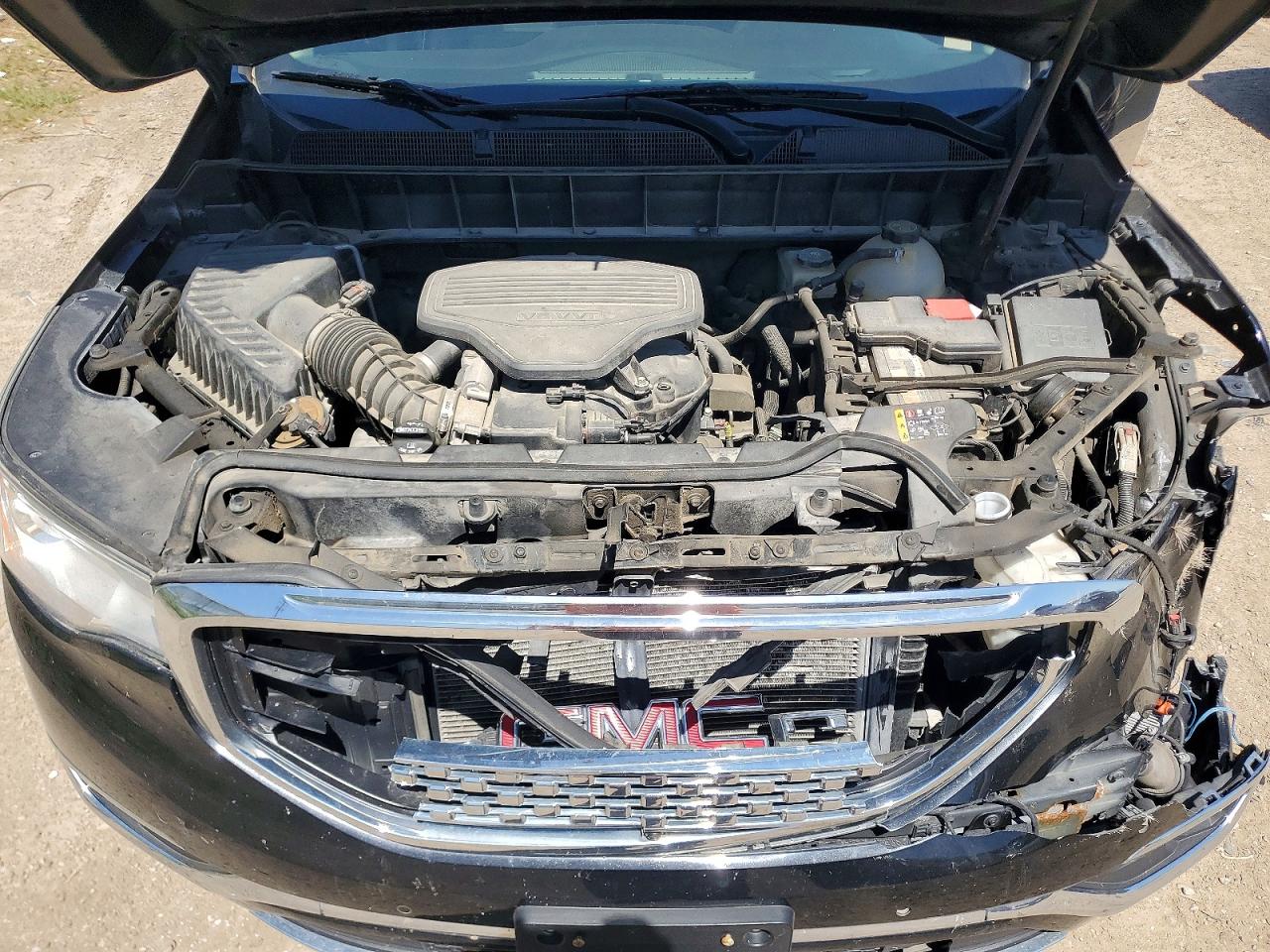GMC Acadia Denali