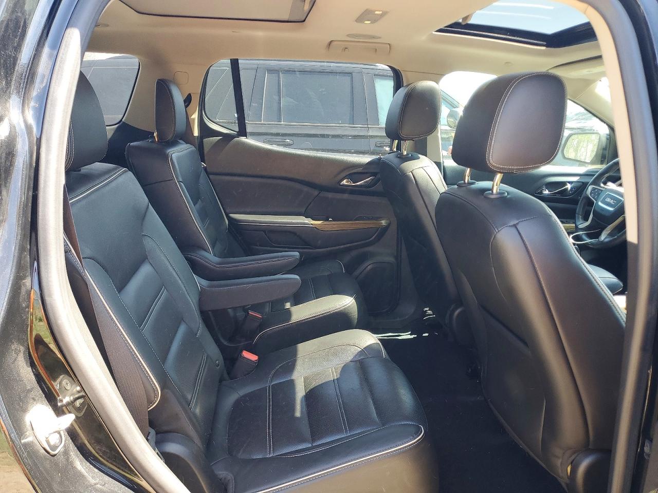 GMC Acadia Denali