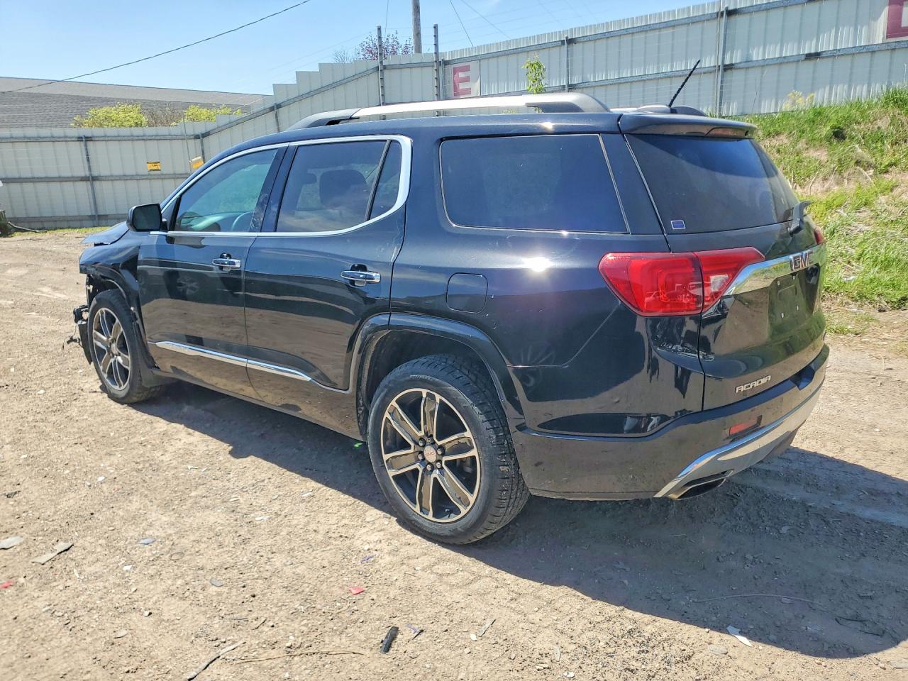 GMC Acadia Denali