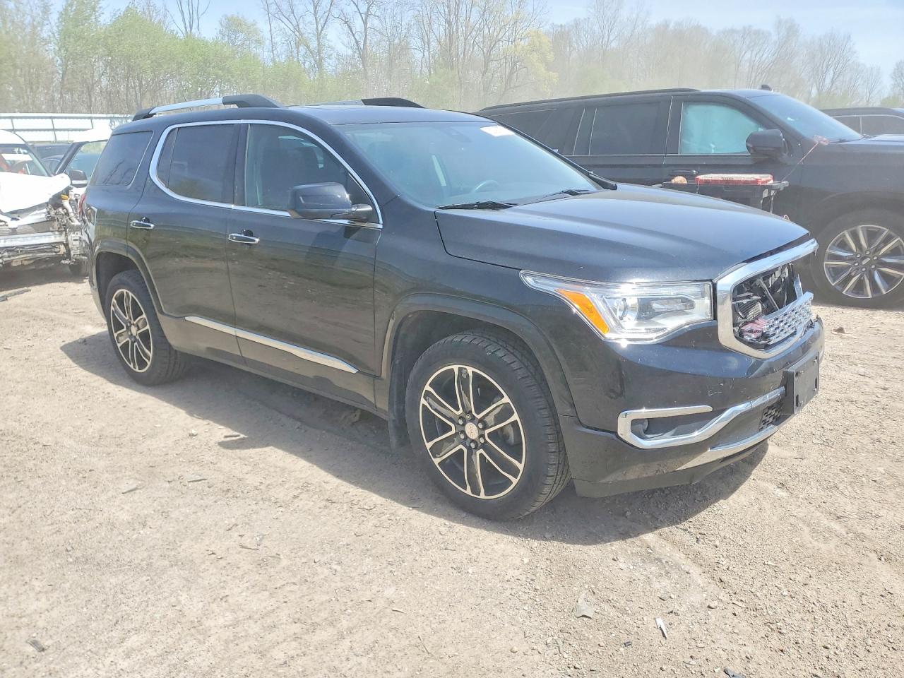 GMC Acadia Denali