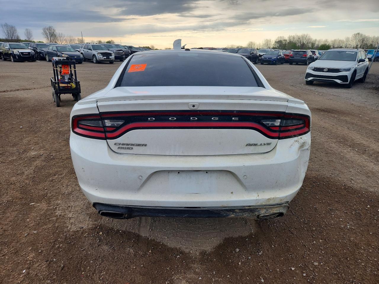 Dodge Charger Sxt