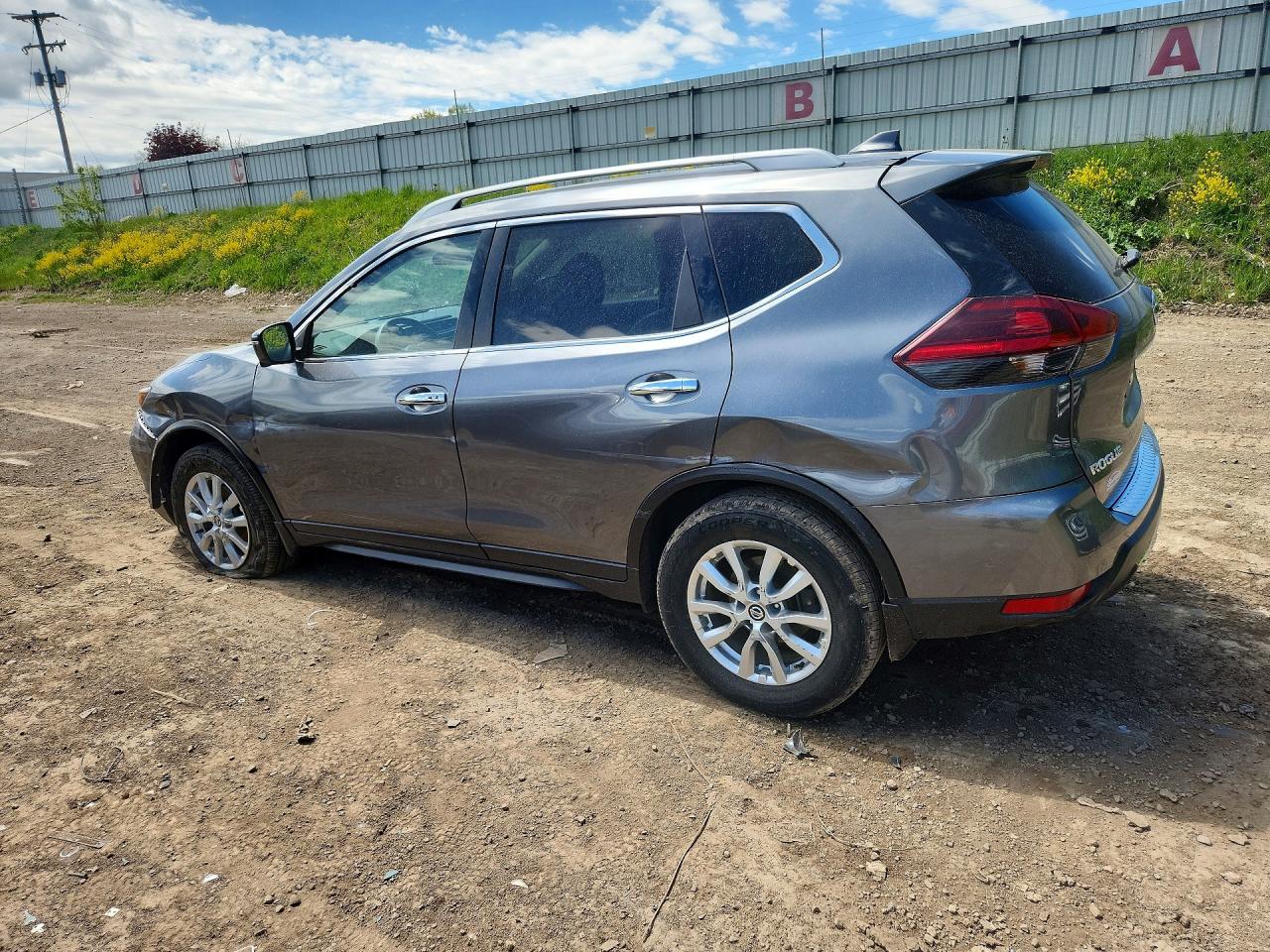 Nissan Rogue Sv