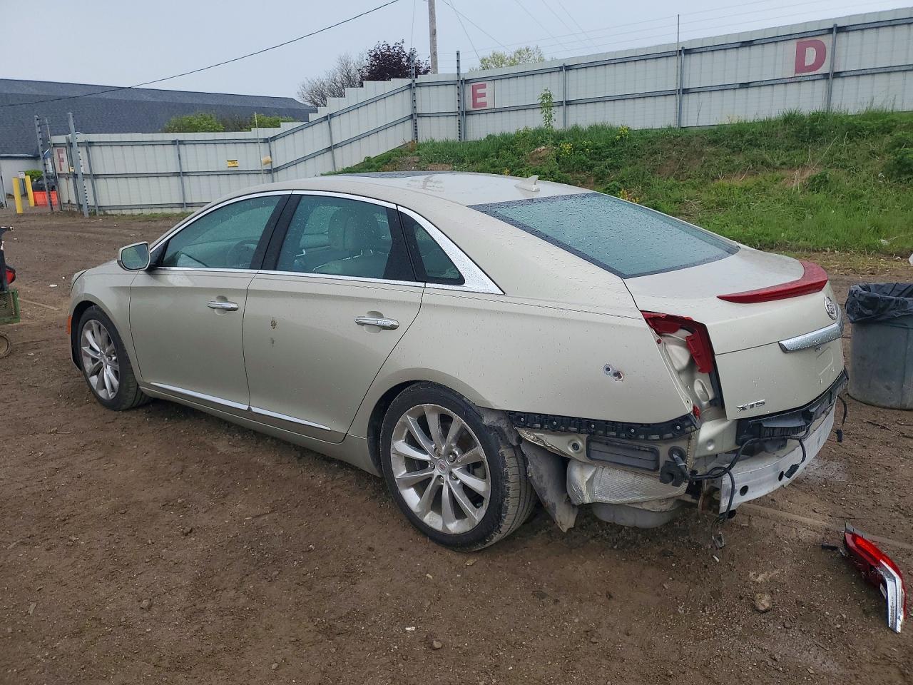 Cadillac XTS Luxury Collection