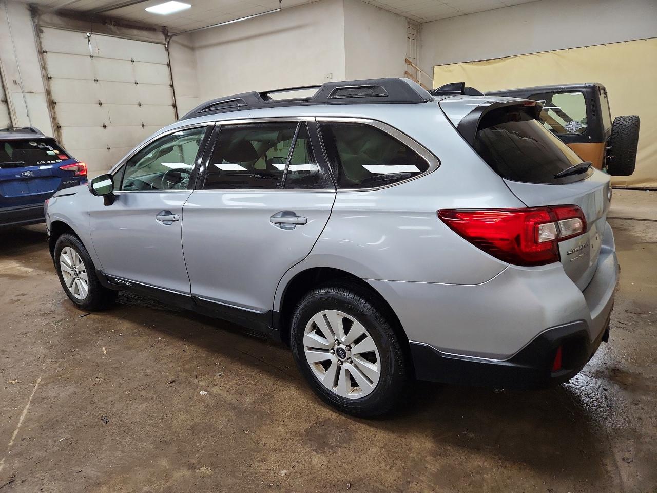 Subaru Outback 2.5i Premium