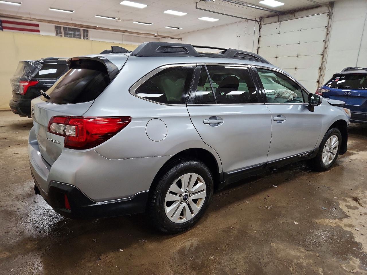 Subaru Outback 2.5i Premium