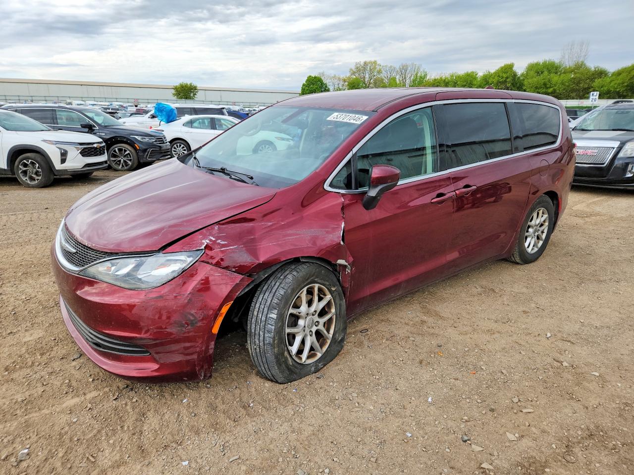 Salvage Chrysler Pacifica Image