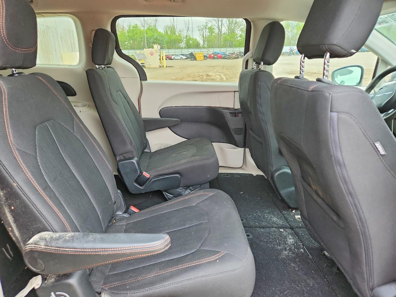 Chrysler Pacifica Touring