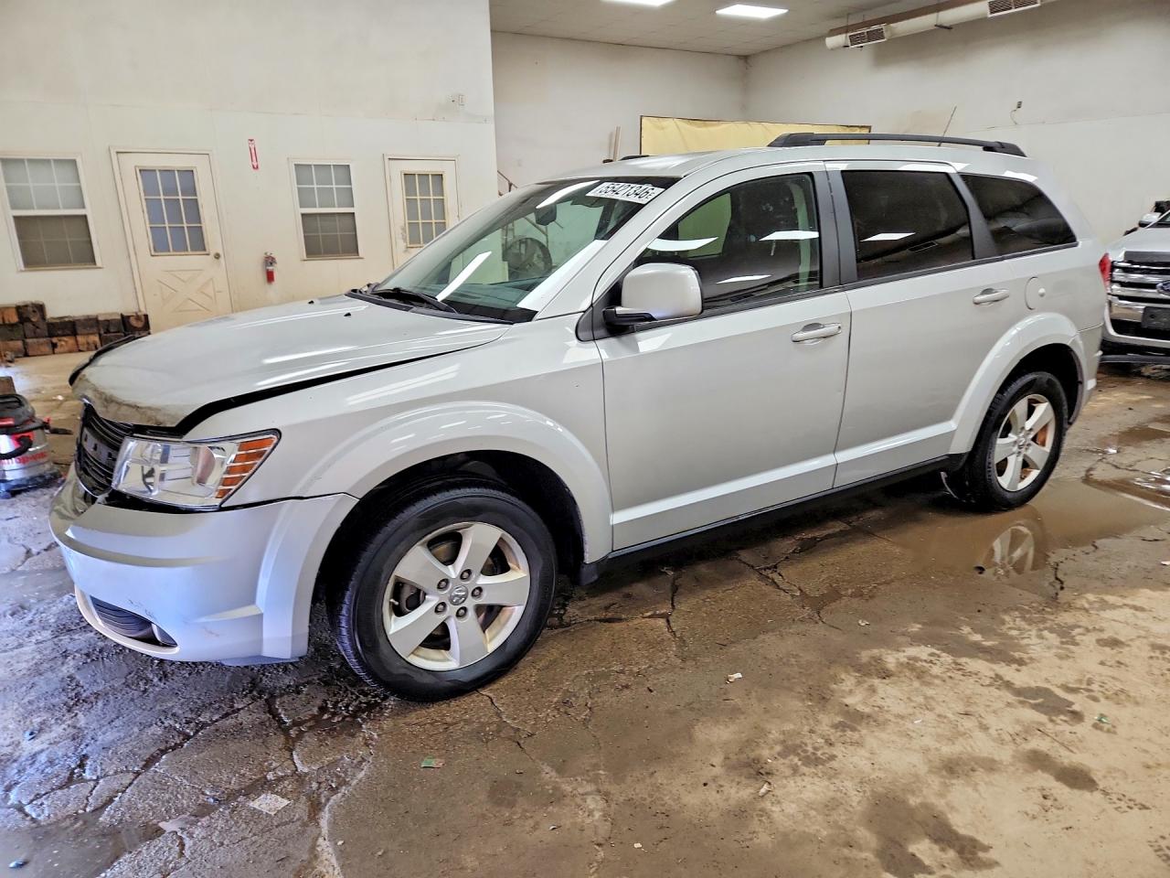 Salvage Dodge Journey Image