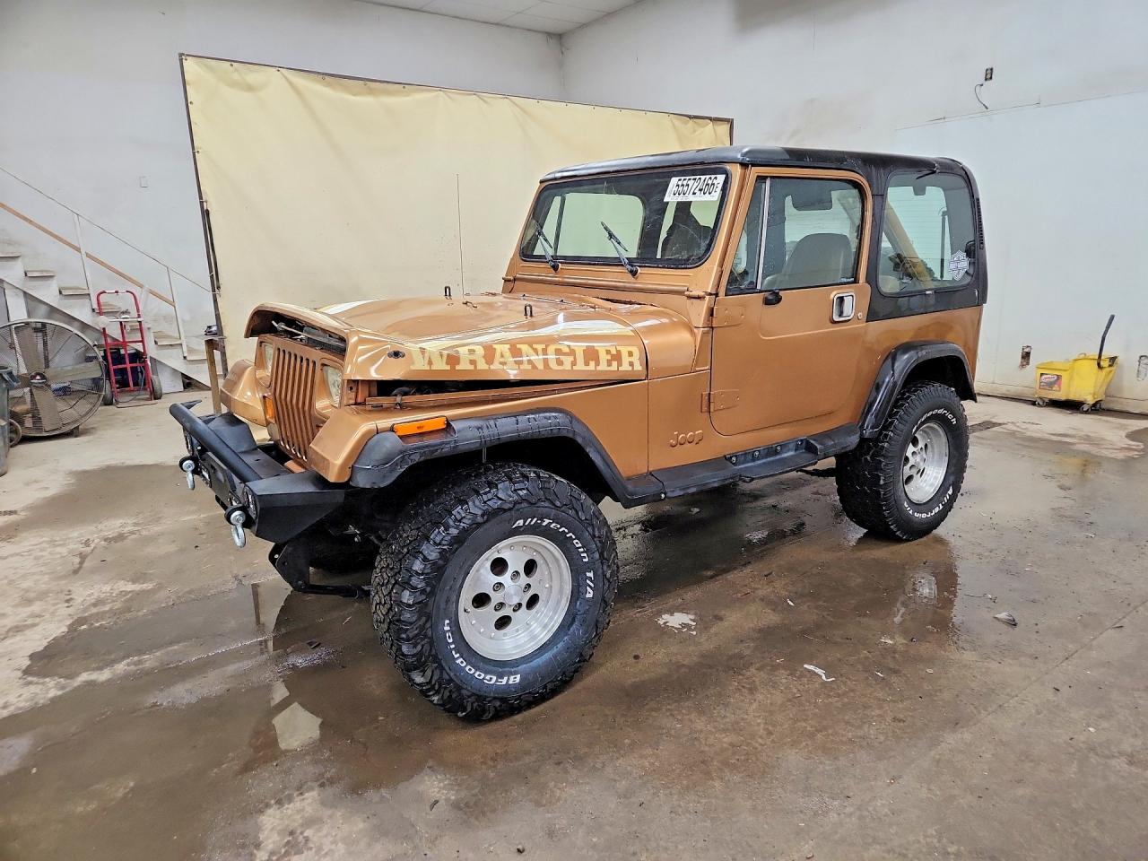 Salvage Jeep Wrangler Image