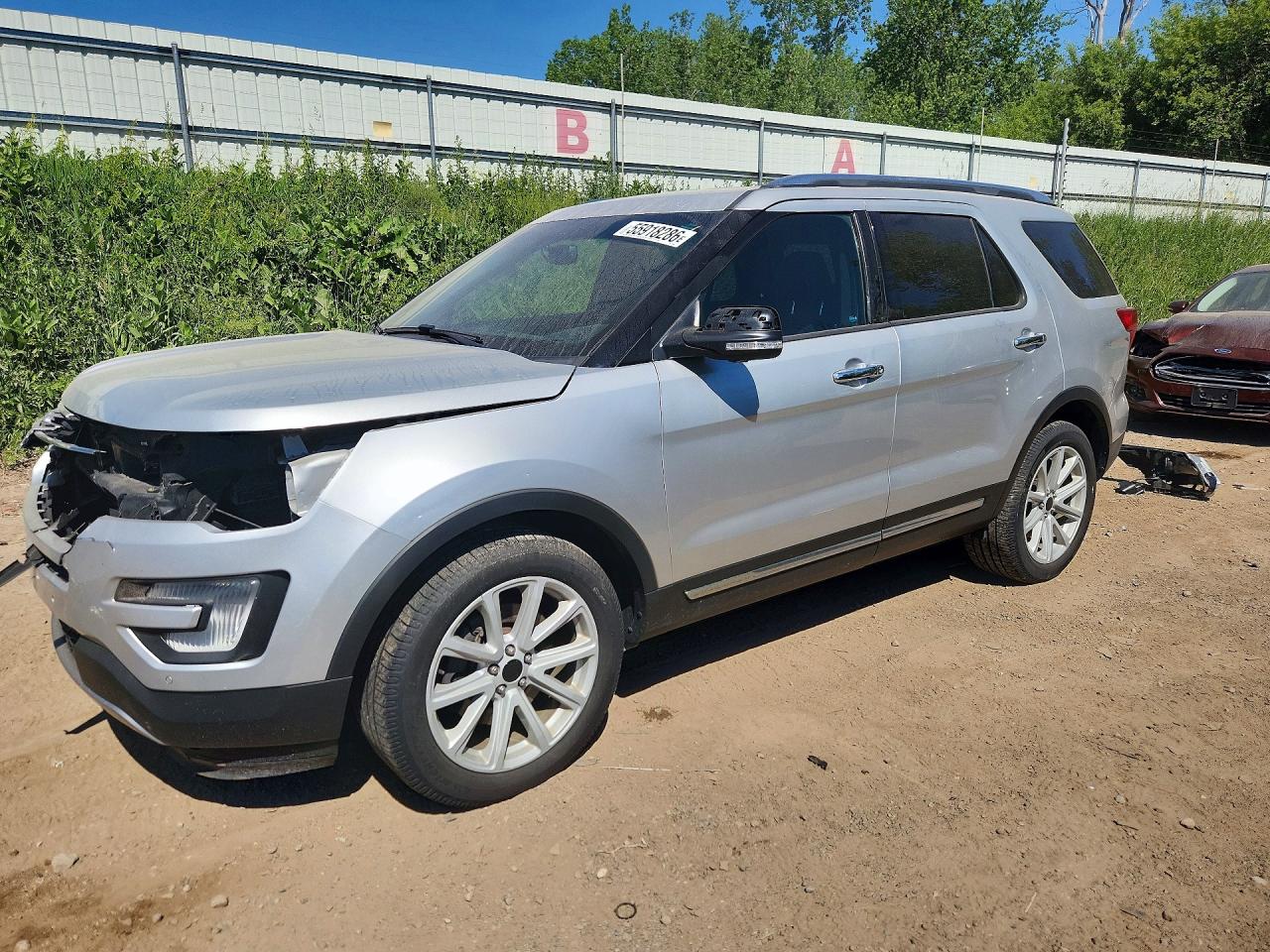 Salvage Ford Explorer Image