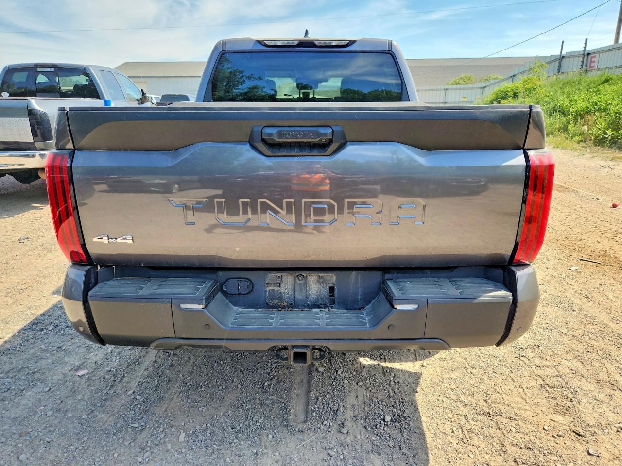 Toyota Tundra Sr5