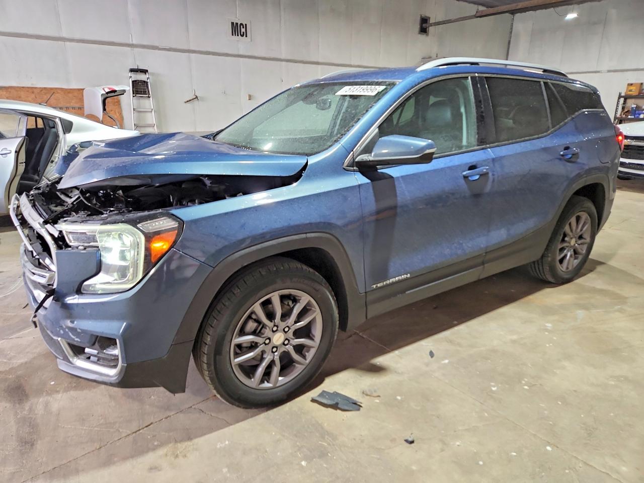 Salvage GMC Terrain Image