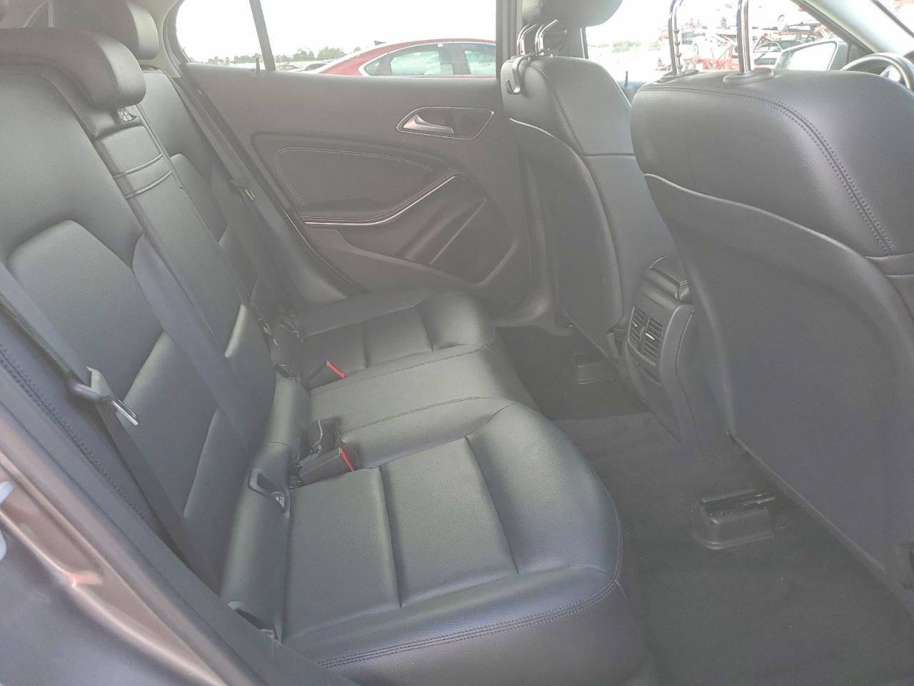 Mercedes-Benz GLA 250 4matic