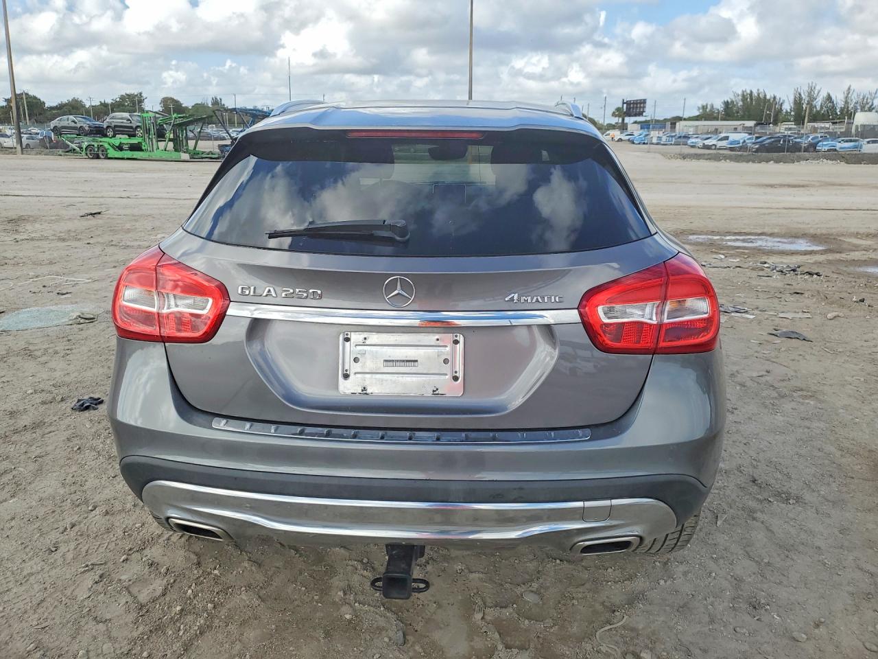 Mercedes-Benz GLA 250 4matic