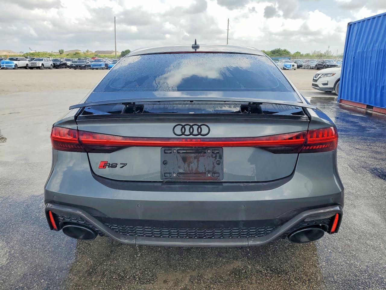 Audi S7