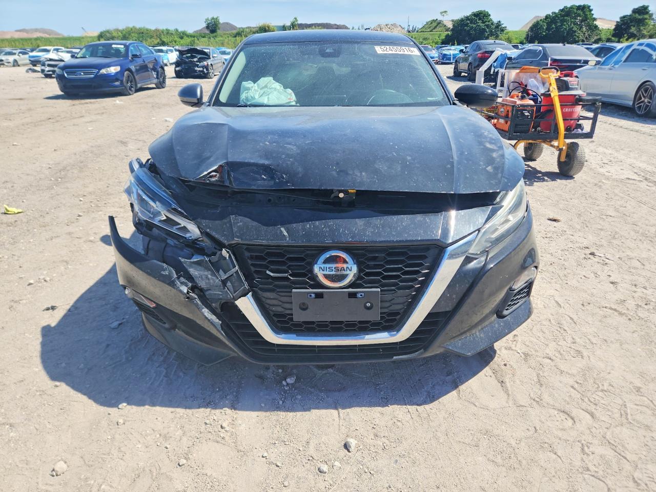 Nissan Altima S