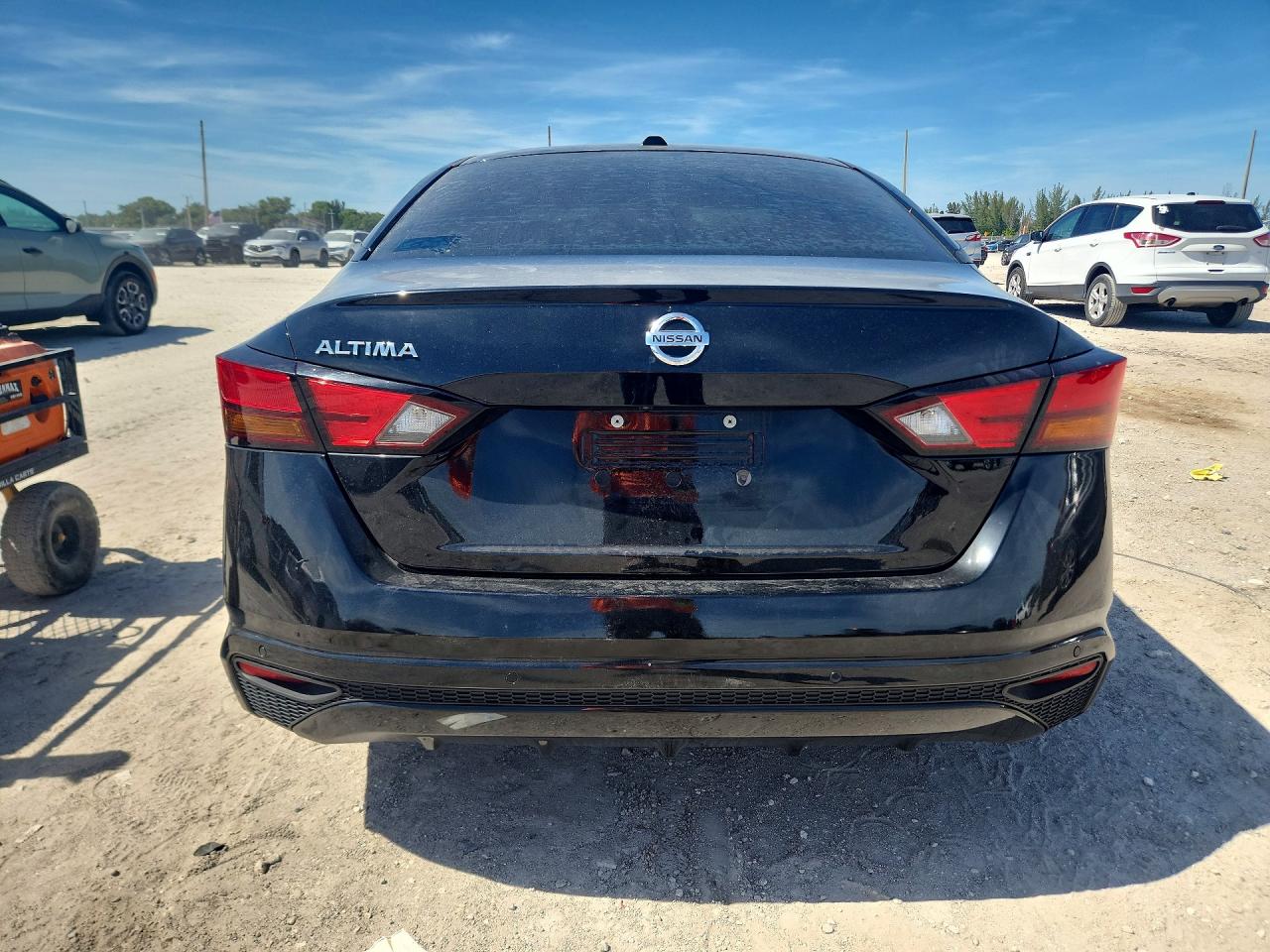 Nissan Altima S