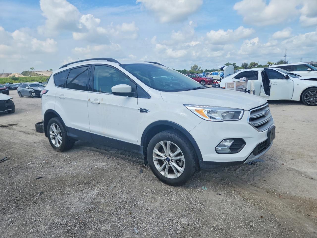 Ford Escape Se