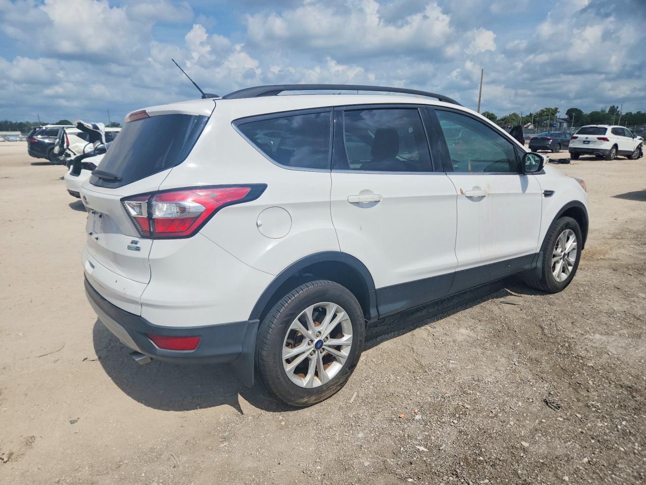 Ford Escape Se