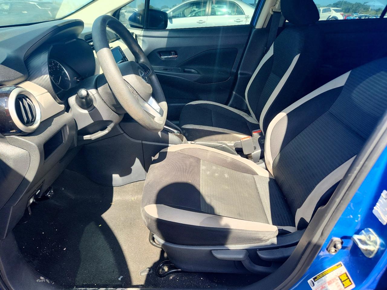 Nissan Versa Sv