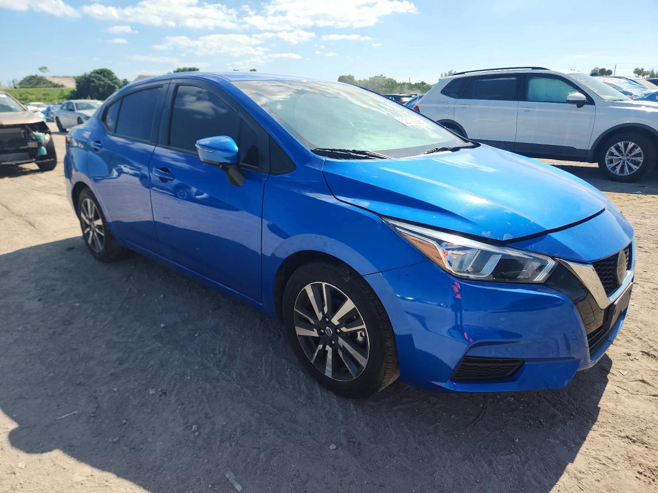 Nissan Versa Sv