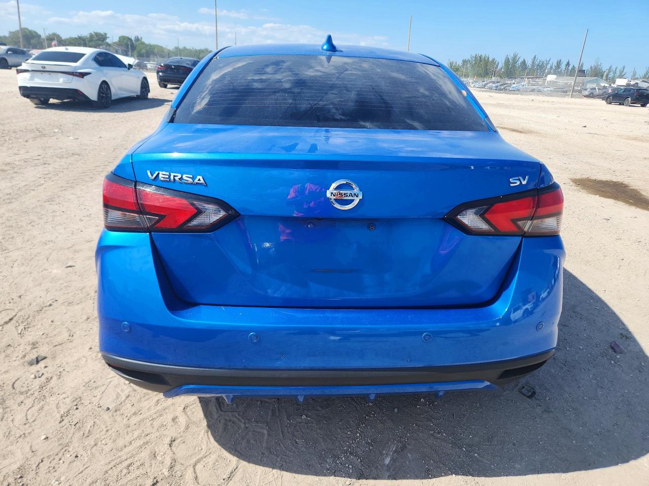 Nissan Versa Sv