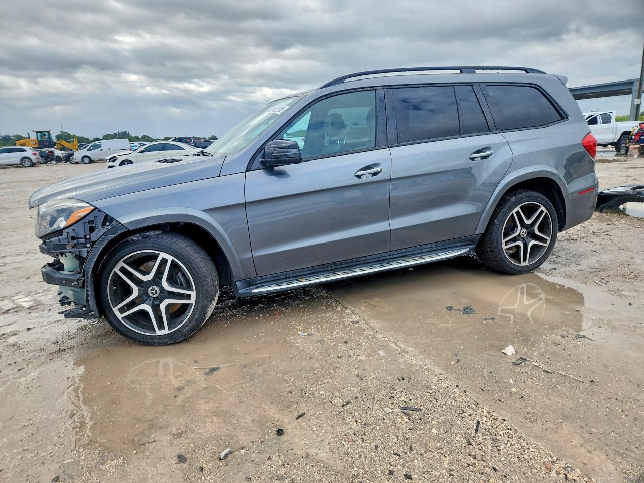 Salvage Mercedes-Benz Gls-class Image