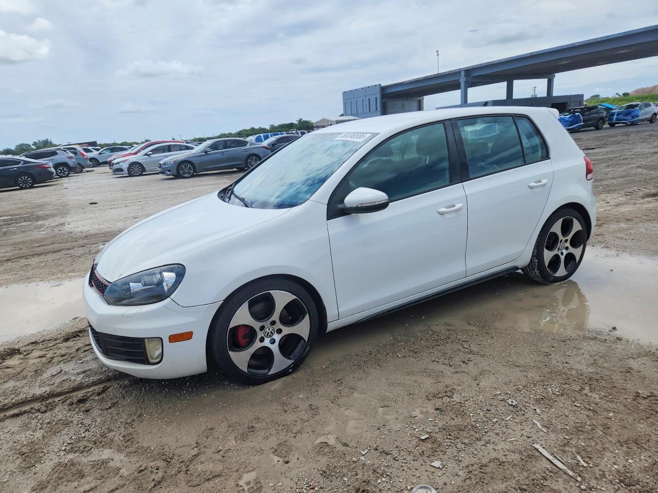 Salvage Volkswagen GTI Image