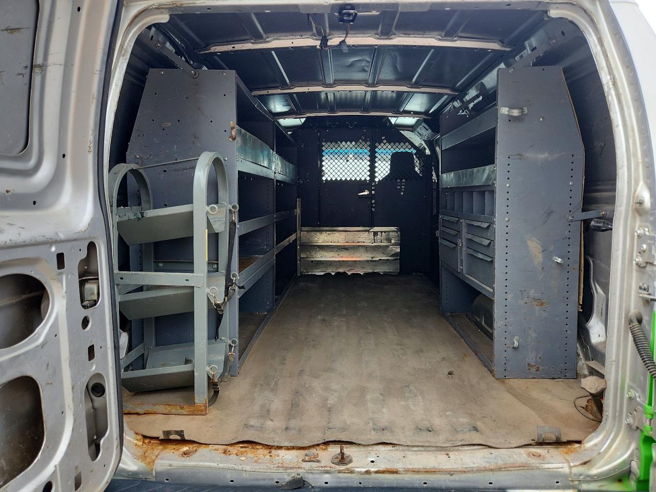 Ford Econoline E250 Van